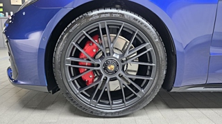 PORSCHE PANAMERA 972 2025