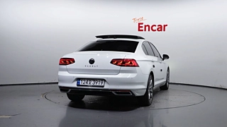 VOLKSWAGEN PASSAT GT B8  2.0 TDI Prestige 2022