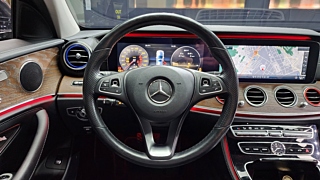 MERCEDES BENZ E-CLASS W213 2017
