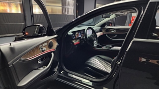 MERCEDES BENZ E-CLASS W213 2017