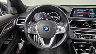 BMW 7-SERIES G11 2017