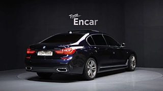 BMW 7-SERIES G11 2017