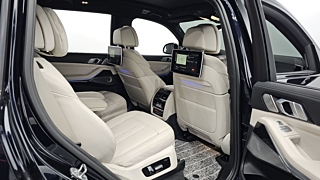 BMW X7 G07 2021