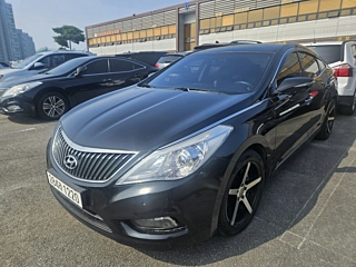 HYUNDAI GRANDEUR HG 2013