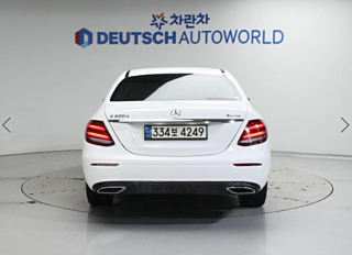 MERCEDES BENZ E-CLASS W213 2017