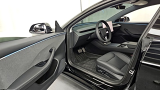 TESLA MODEL 3 2025