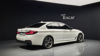 BMW 5-SERIES G30 2022