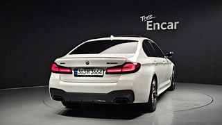 BMW 5-SERIES G30 2022