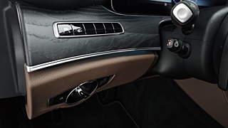 MERCEDES BENZ E-CLASS W213 2019