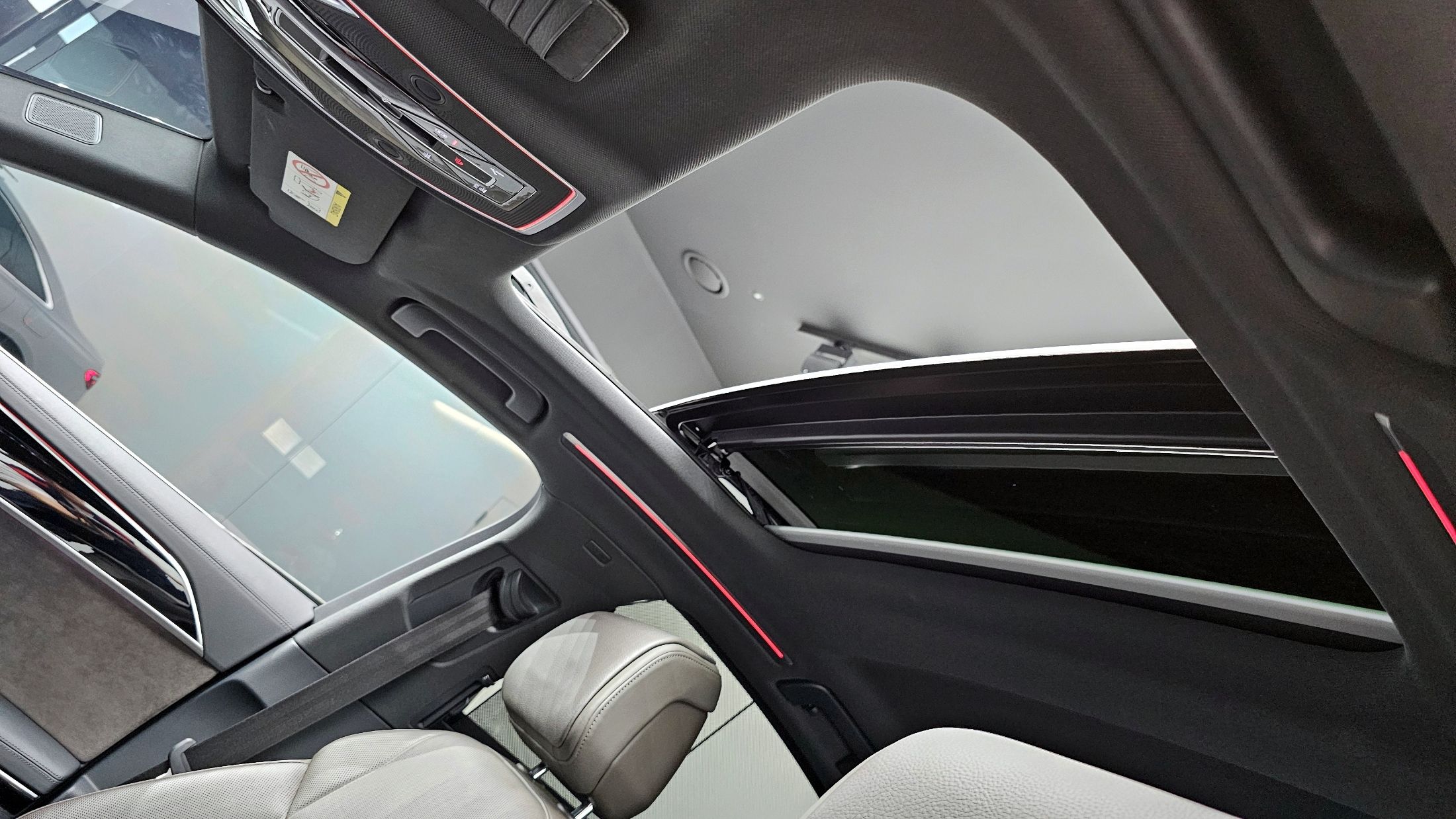 AUDI A8 D5 2021