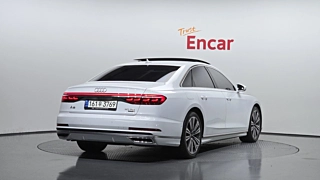 AUDI A8 D5 2021