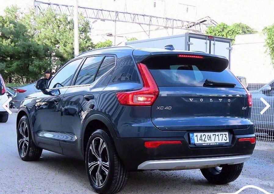 VOLVO XC40 2022