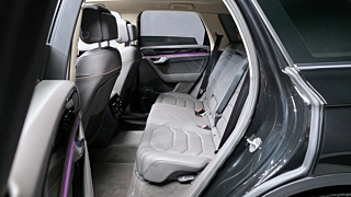 VOLKSWAGEN TOUAREG 2023