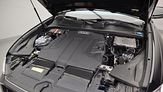 AUDI Q8 4M 2020