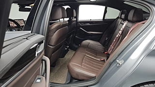 BMW 5-SERIES G30 2023