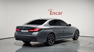 BMW 5-SERIES G30 2023