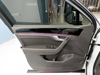 VOLKSWAGEN TOUAREG 2023