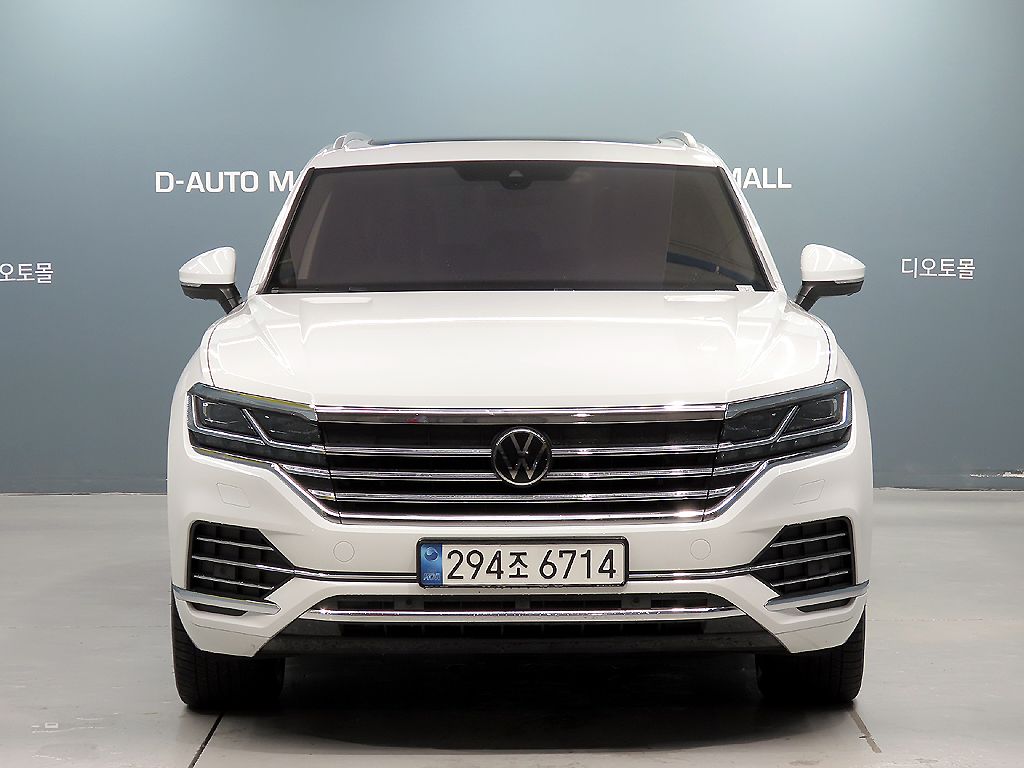 VOLKSWAGEN TOUAREG 2023
