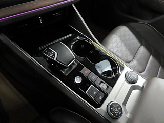 VOLKSWAGEN TOUAREG 2023
