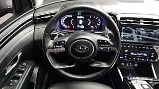 HYUNDAI TUCSON NX4 2022