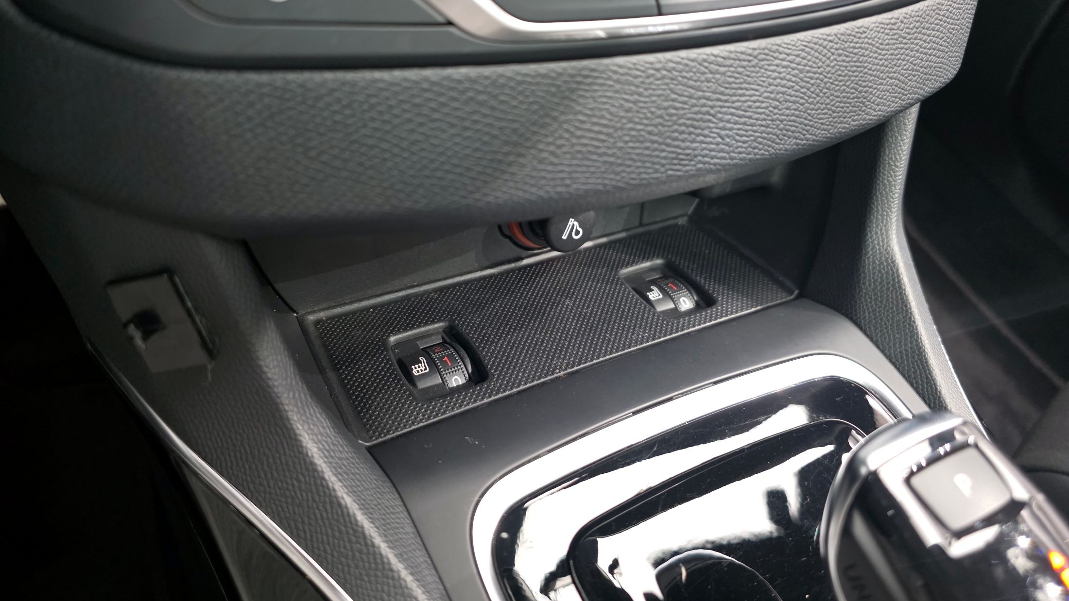 PEUGEOT 308 2019