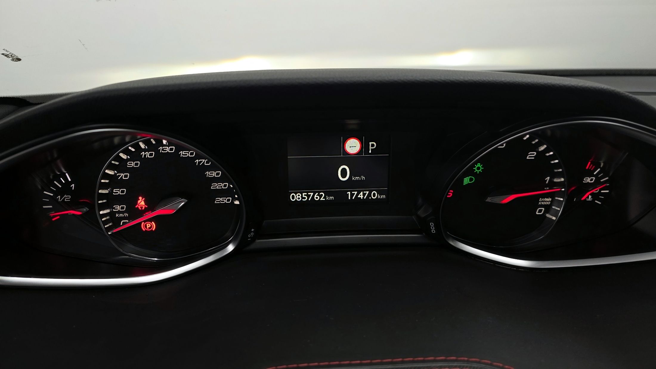 PEUGEOT 308 2019