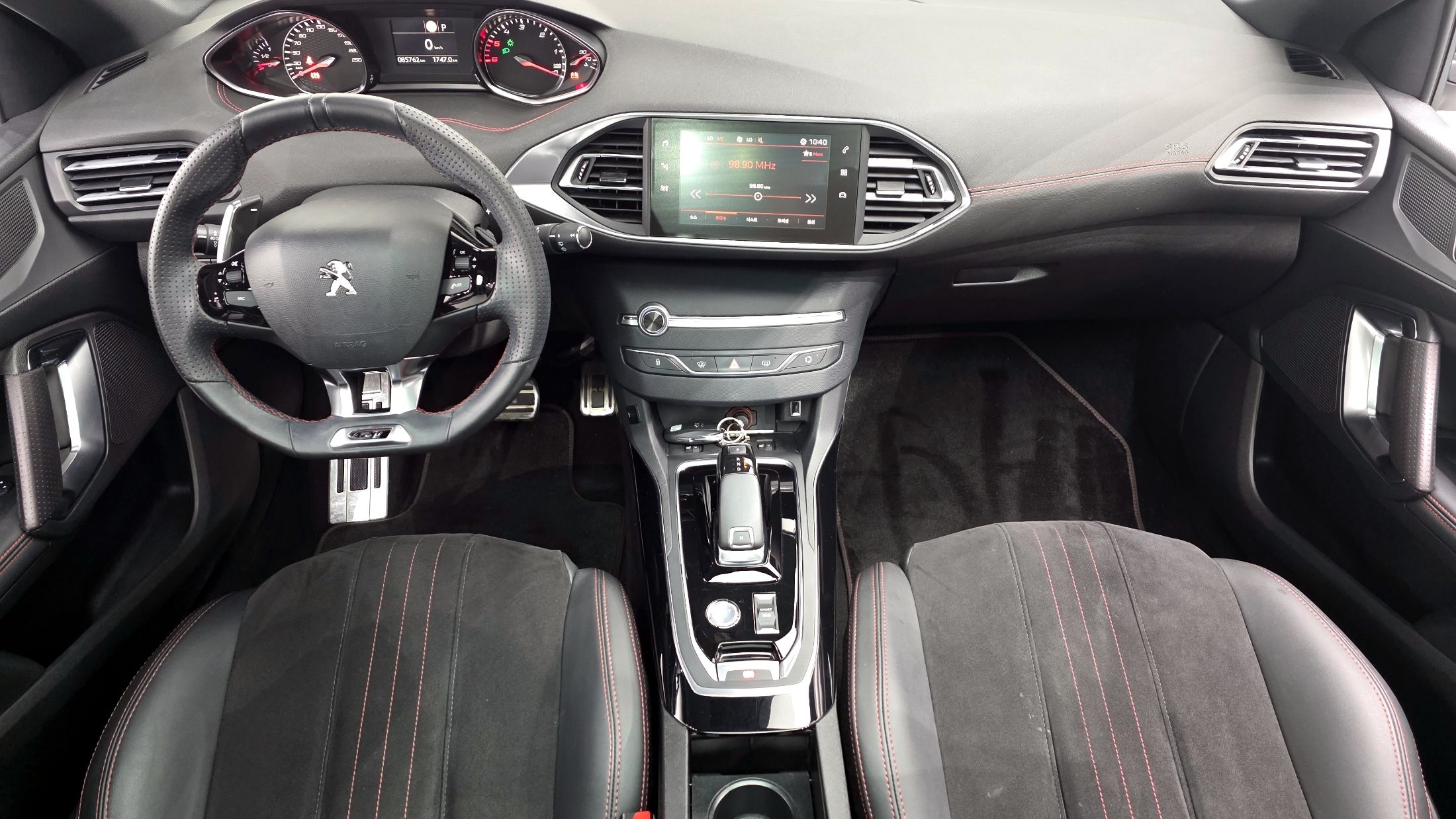 PEUGEOT 308 2019