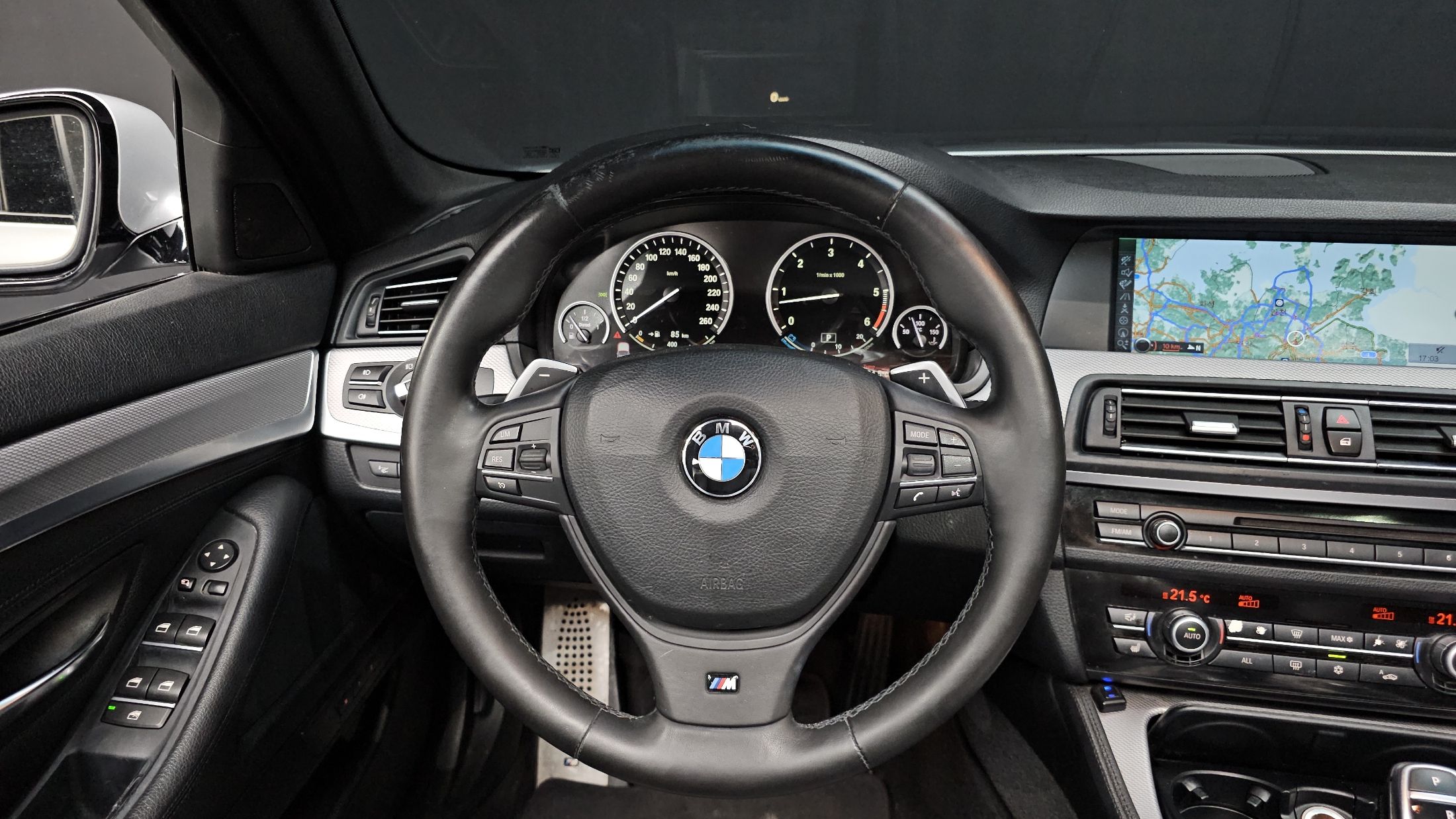 BMW 5-SERIES F10 2012