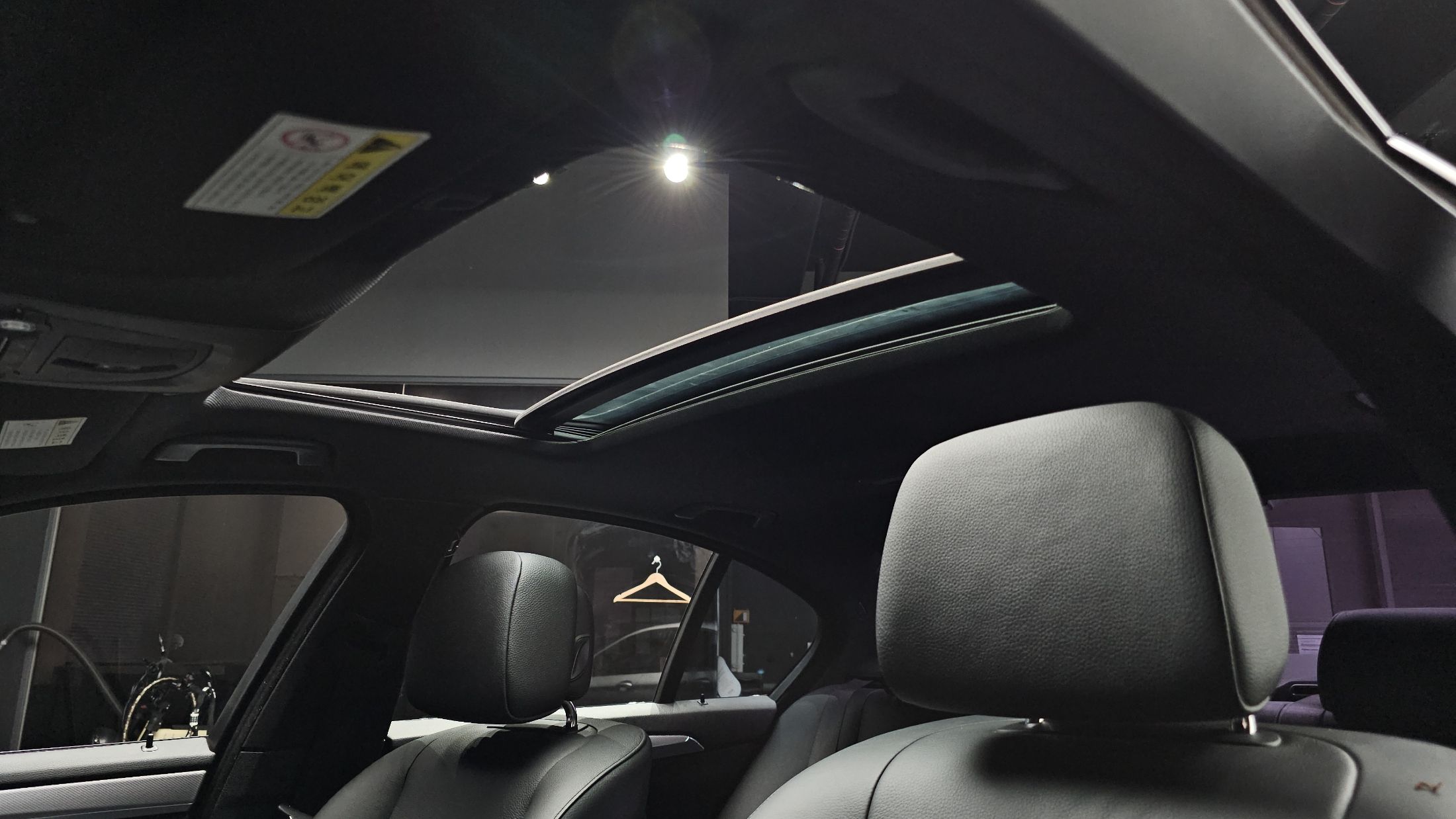 BMW 5-SERIES F10 2012