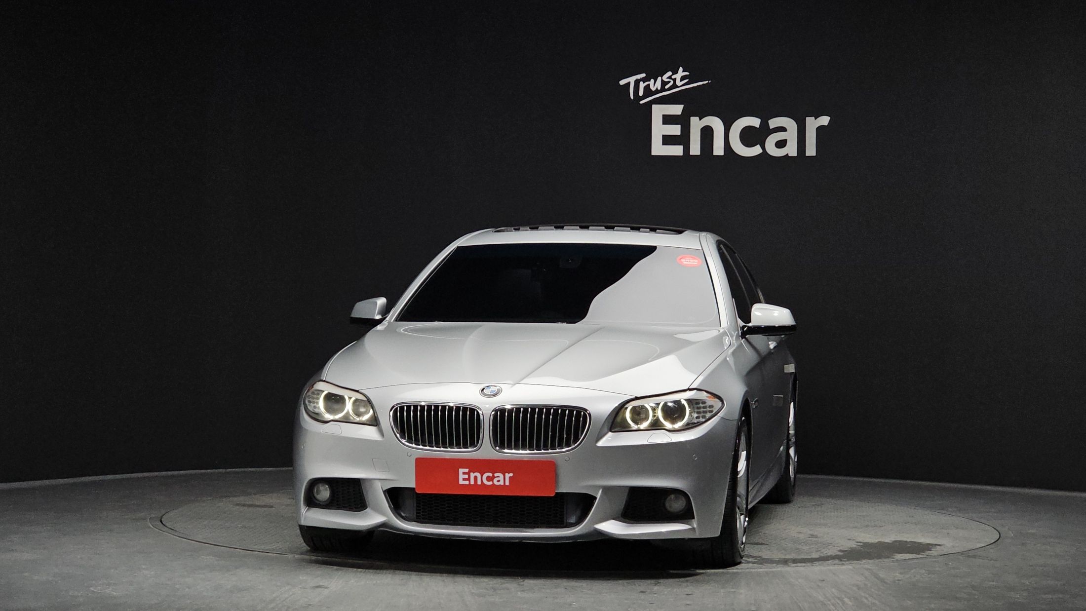 BMW 5-SERIES F10 2012