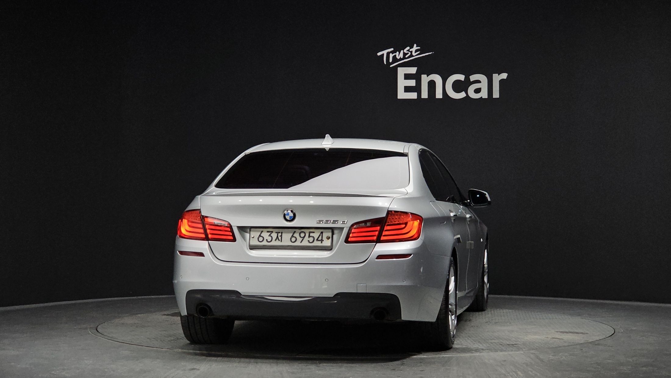 BMW 5-SERIES F10 2012