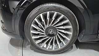 HYUNDAI GRANDEUR GN7 2023