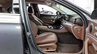 MERCEDES BENZ E-CLASS W213 2017