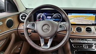 MERCEDES BENZ E-CLASS W213 2017