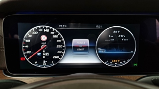 MERCEDES BENZ E-CLASS W213 2017