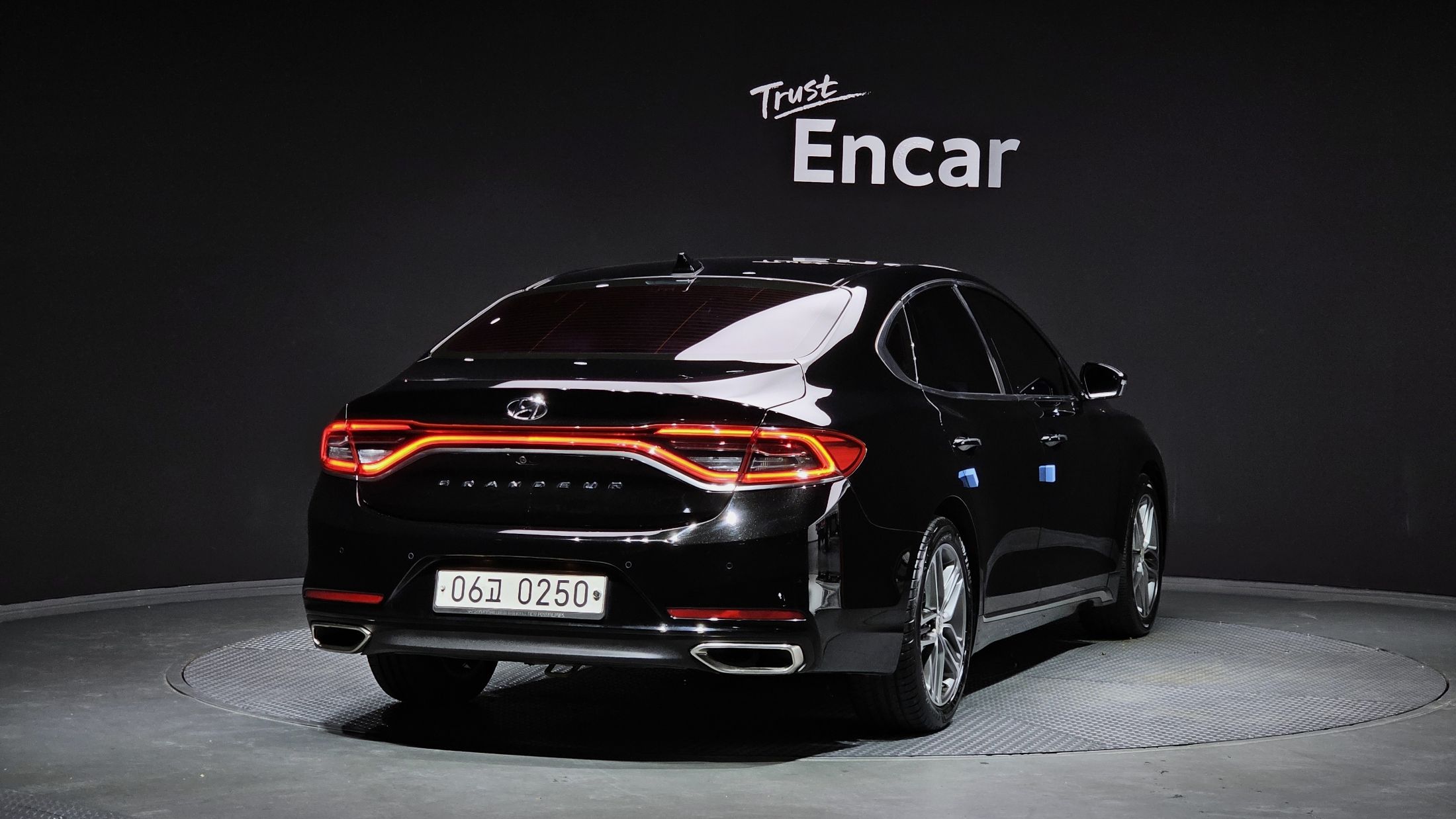 HYUNDAI GRANDEUR IG 2016