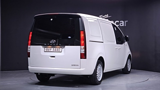 HYUNDAI STARIA 2021