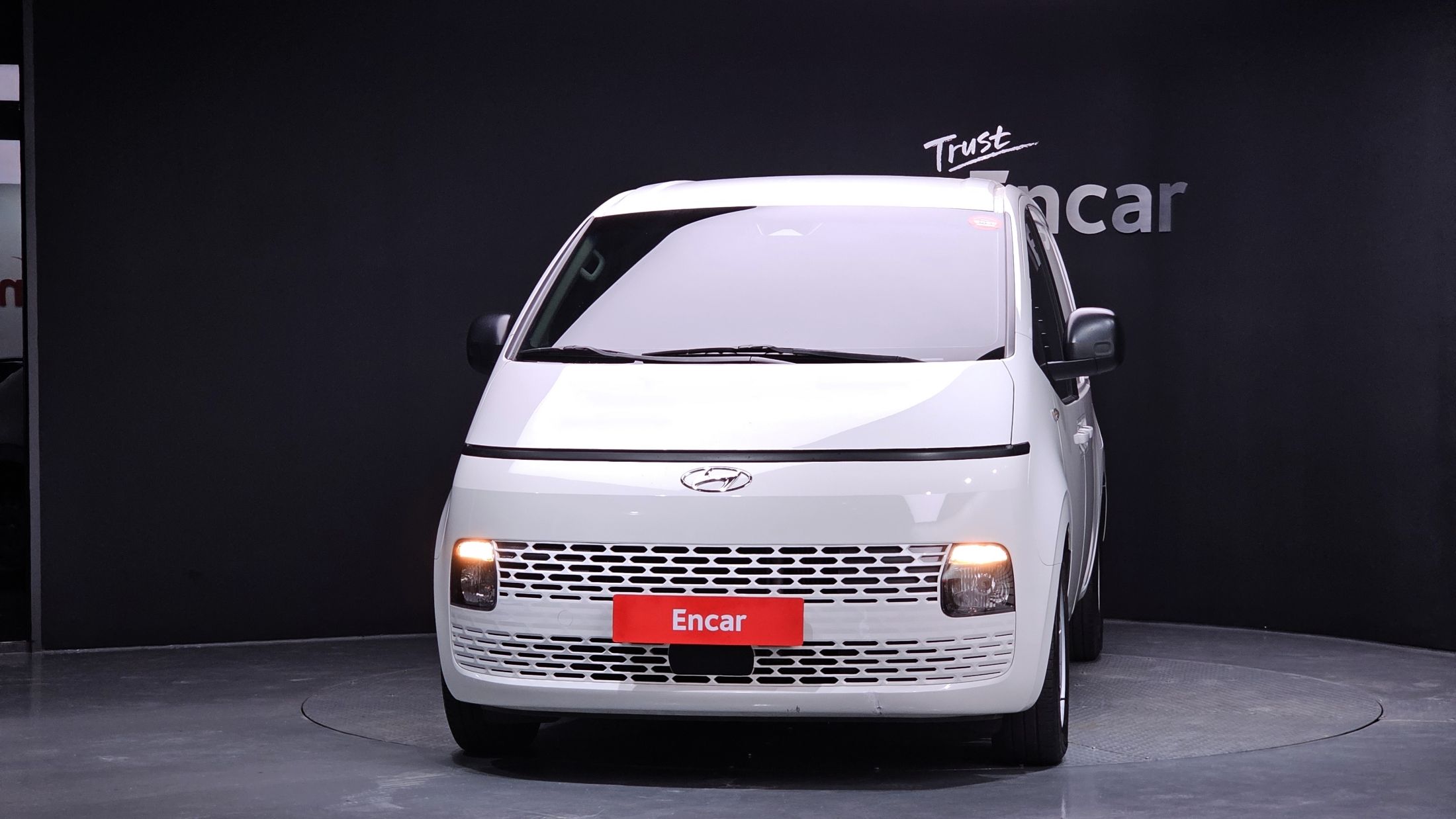HYUNDAI STARIA 2021