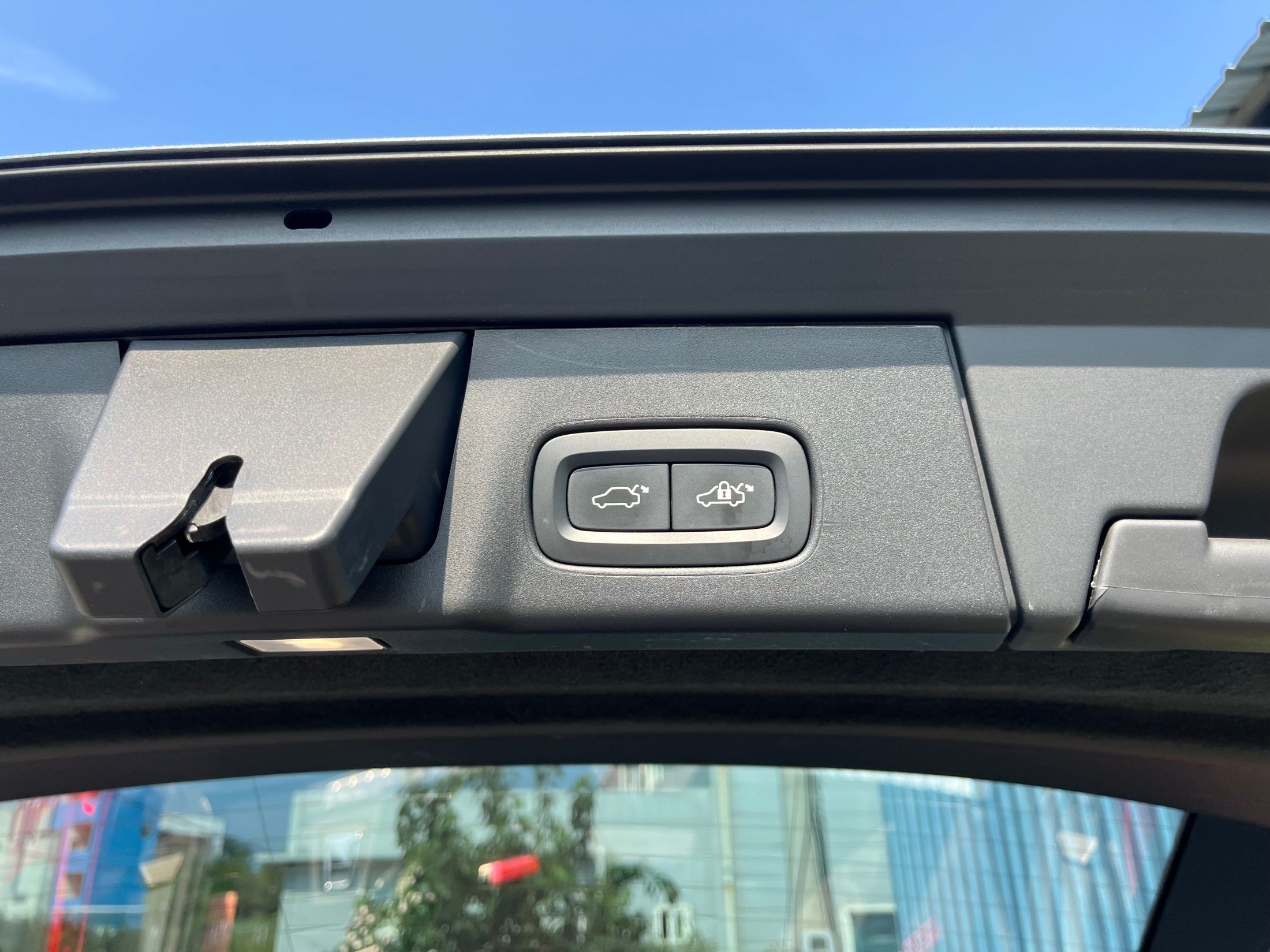 VOLVO V90 CROSS COUNTRY 2017