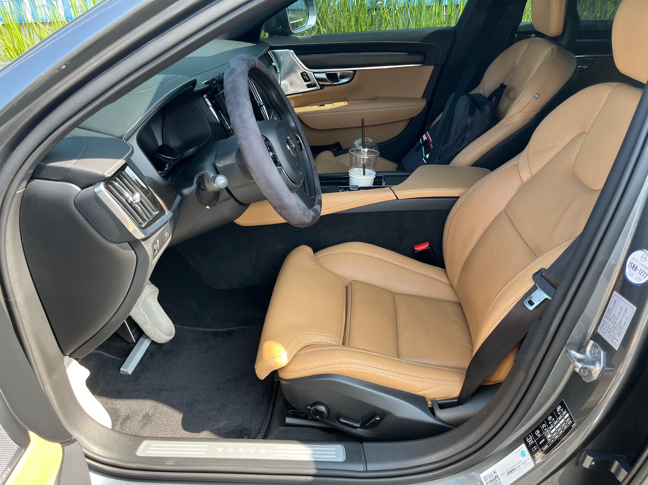 VOLVO V90 CROSS COUNTRY 2017