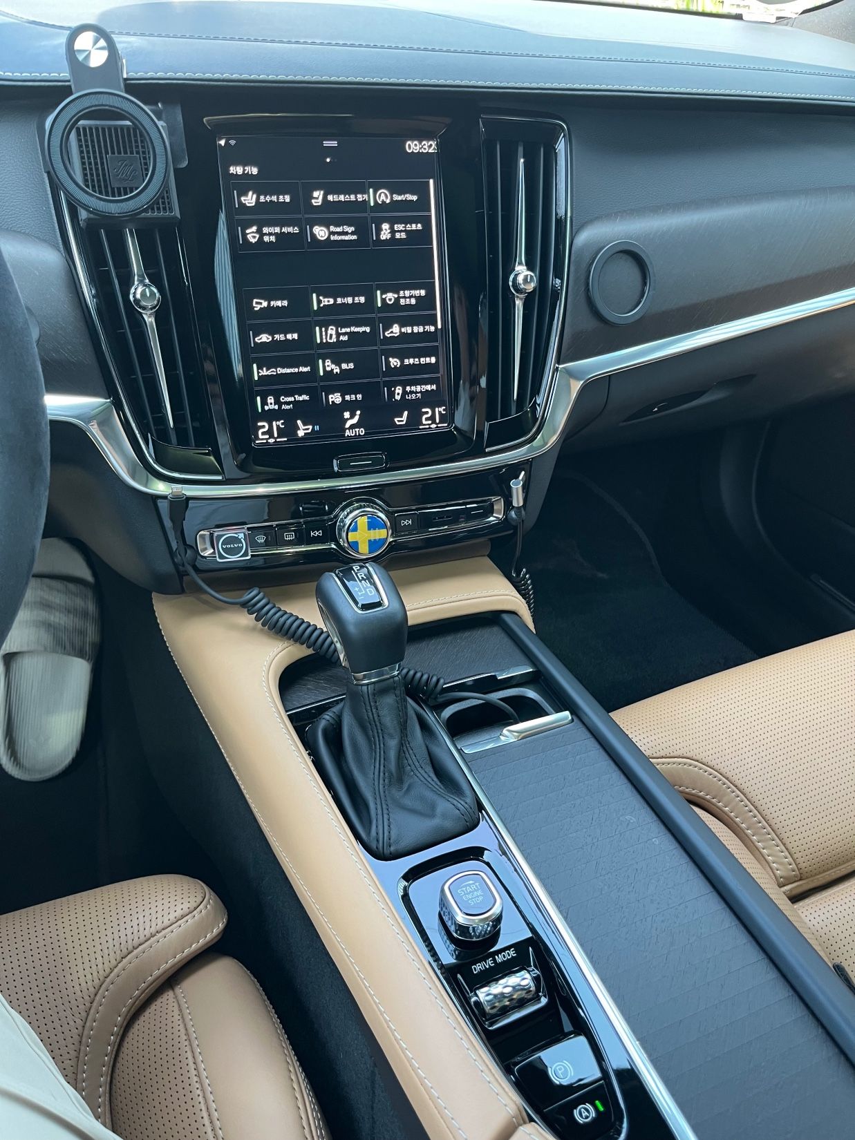 VOLVO V90 CROSS COUNTRY 2017