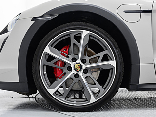 PORSCHE TAYCAN 2023