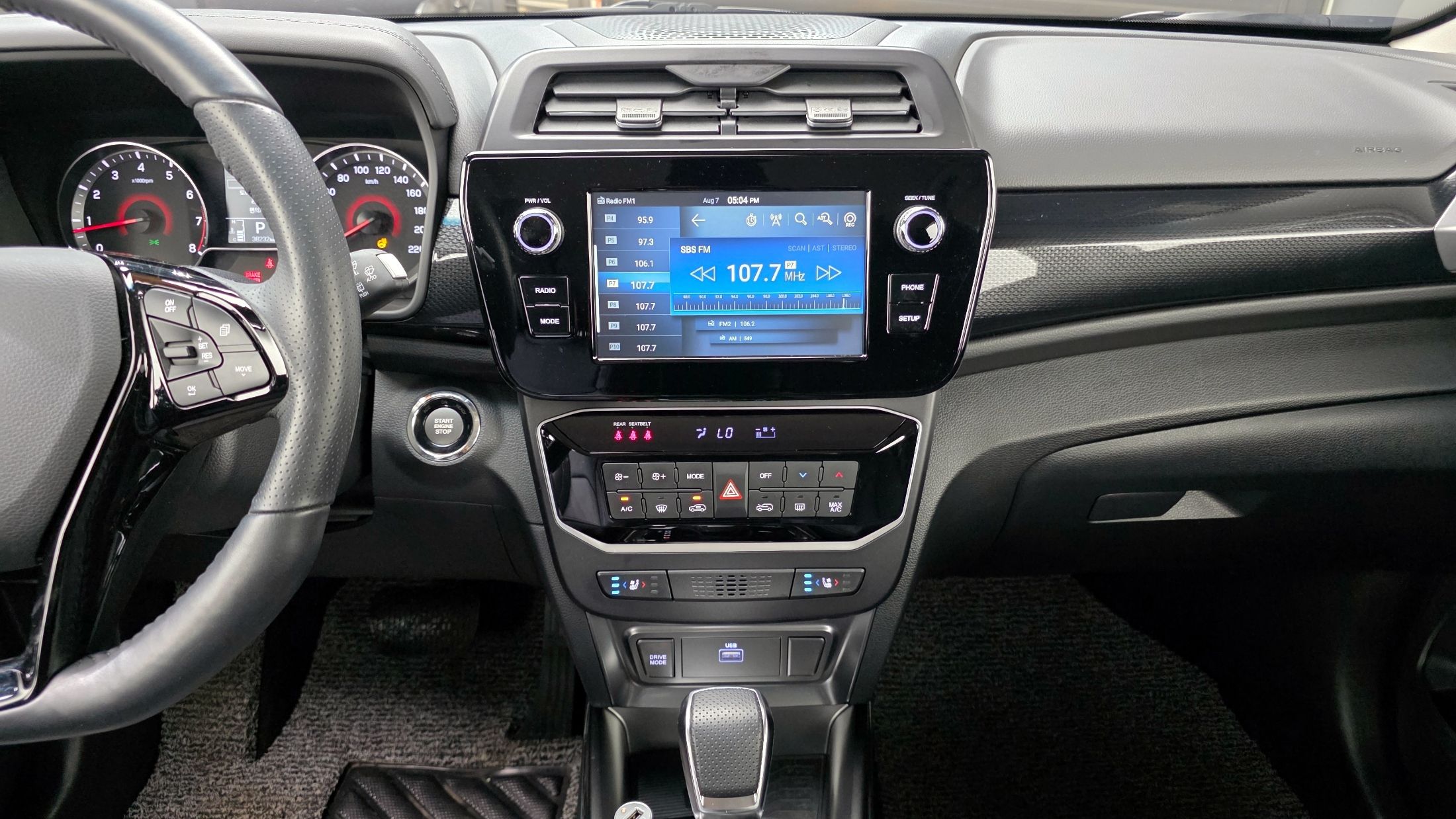 SSANGYONG TIVOLI 2023