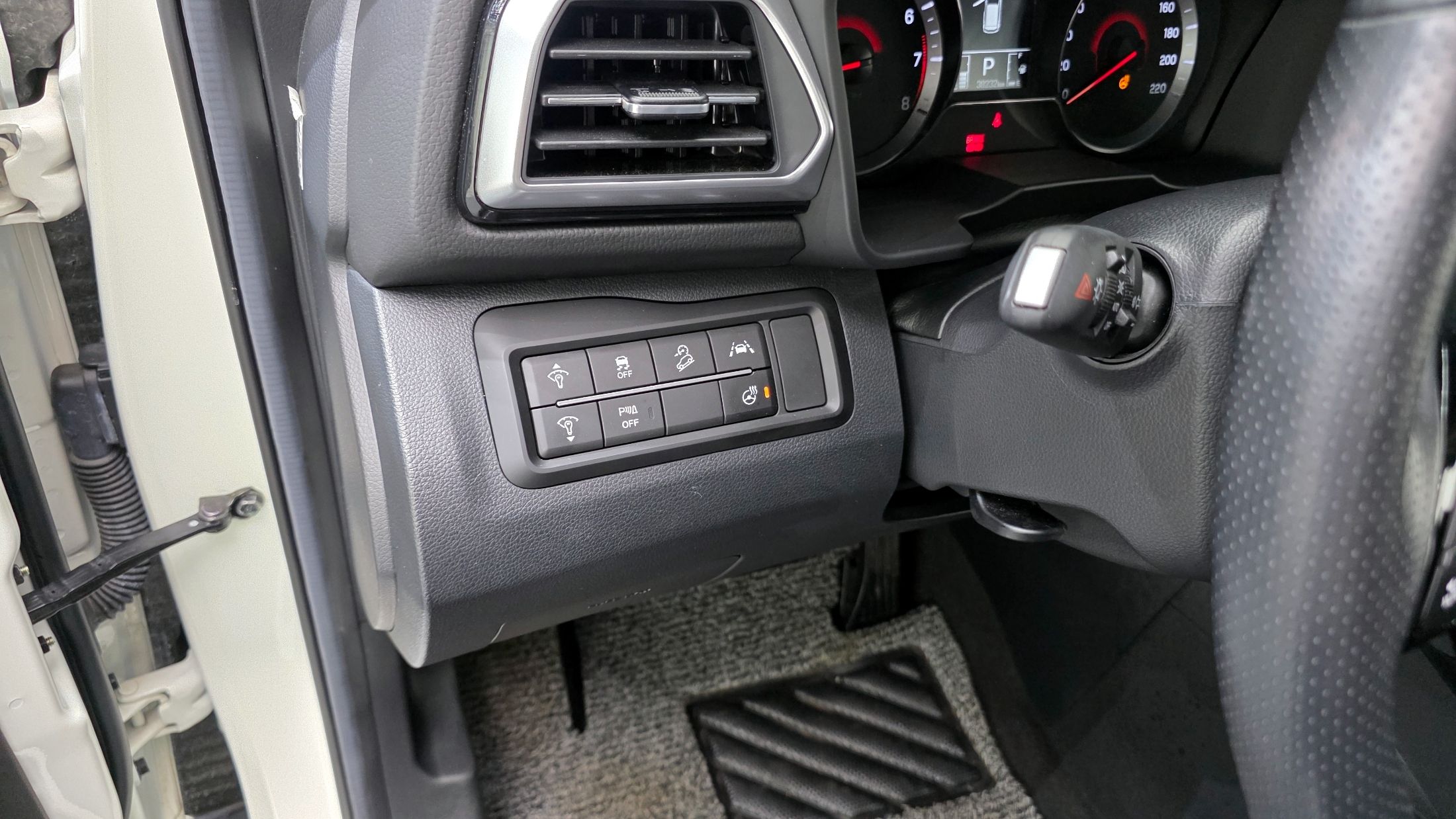 SSANGYONG TIVOLI 2023