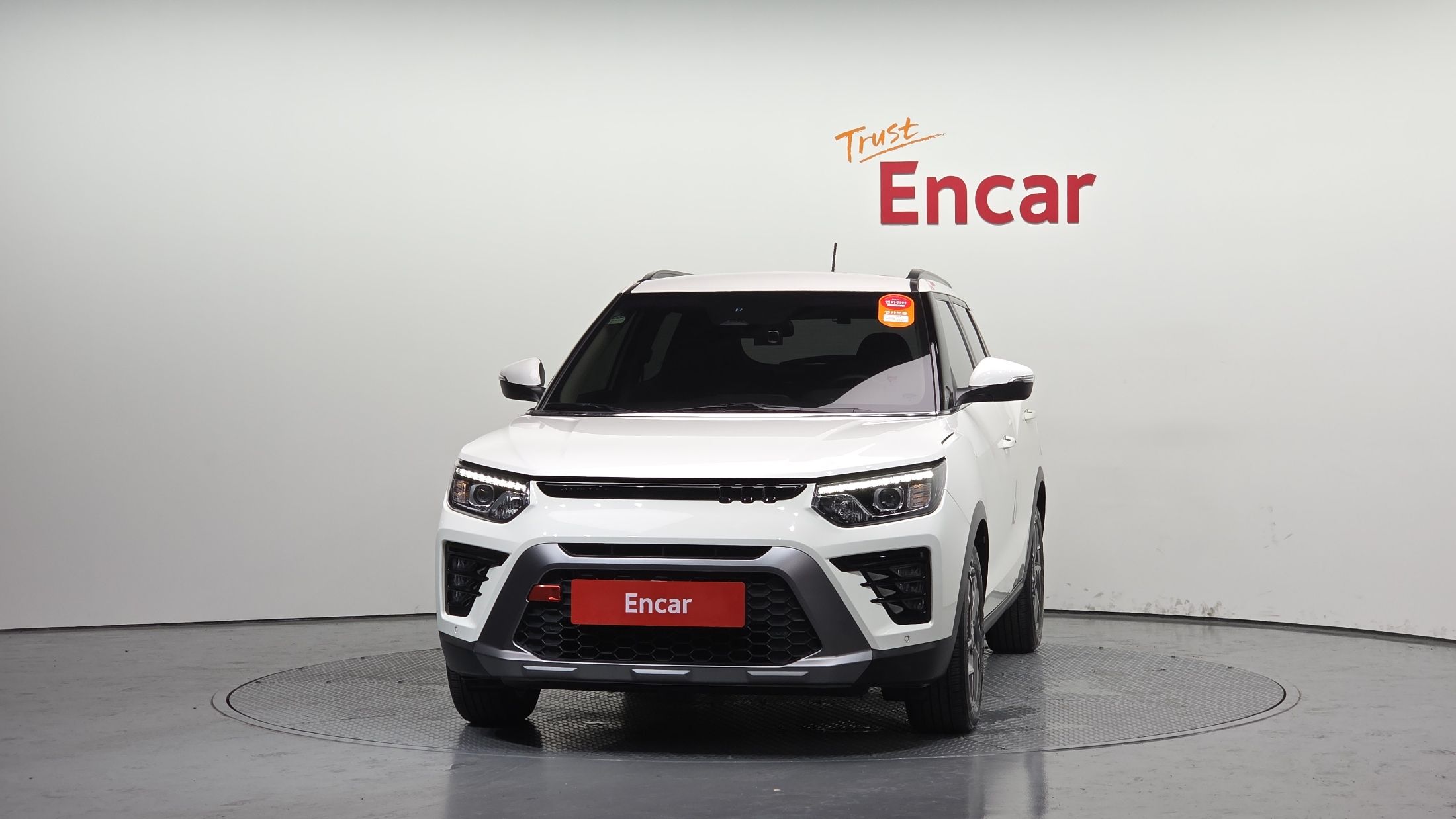 SSANGYONG TIVOLI 2023