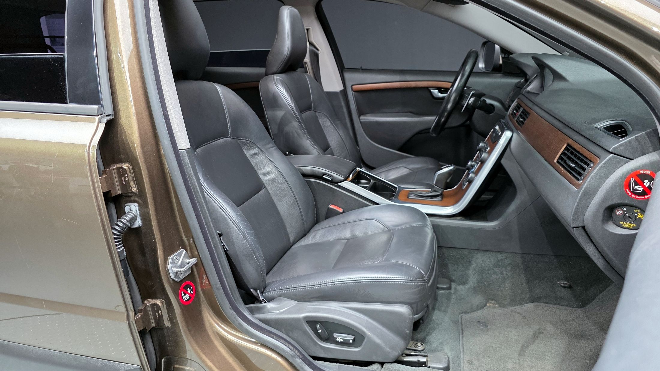 VOLVO XC70 2013