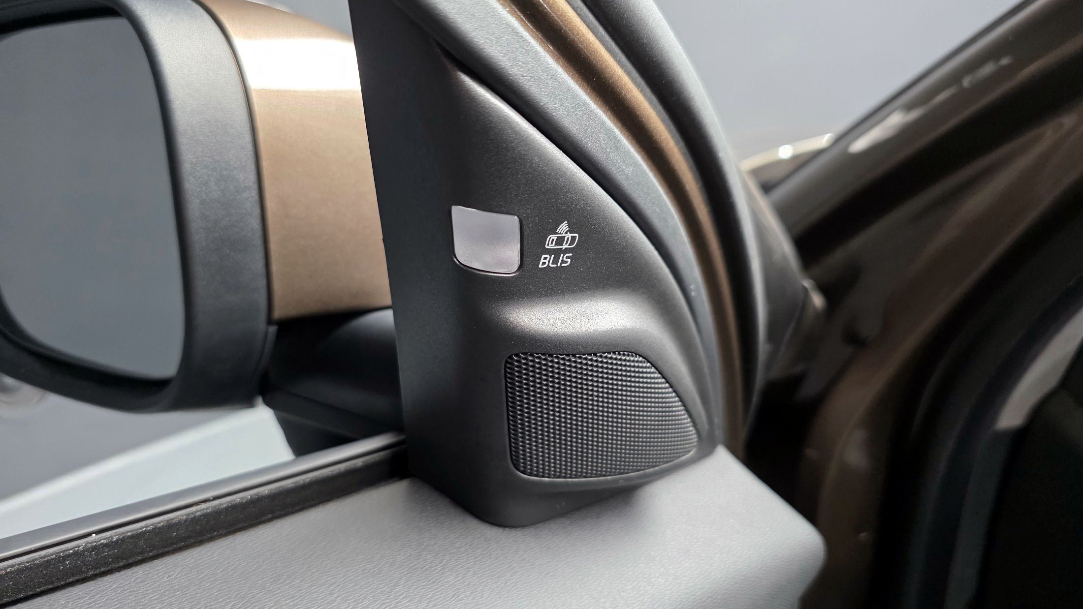 VOLVO XC70 2013