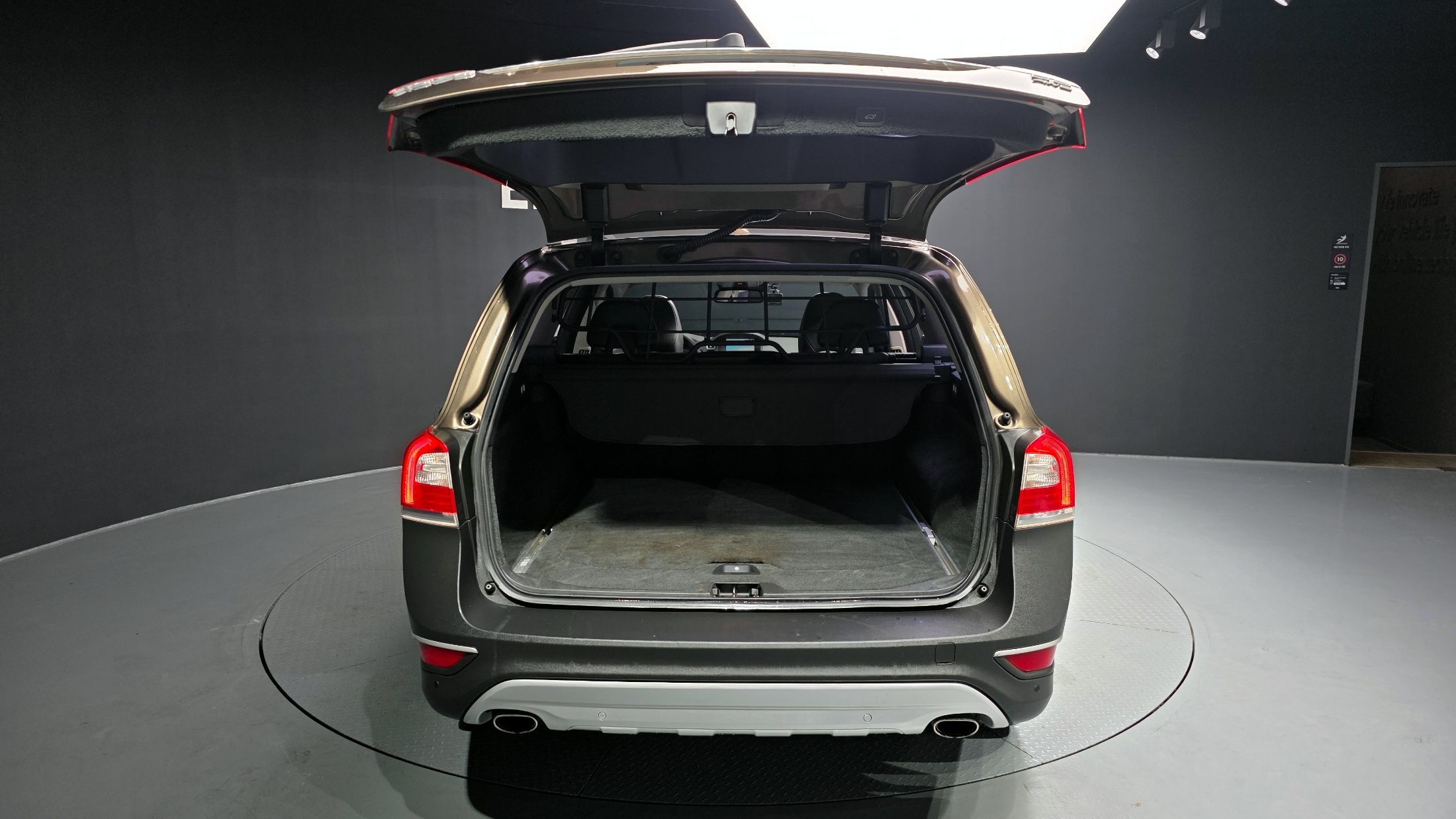 VOLVO XC70 2013