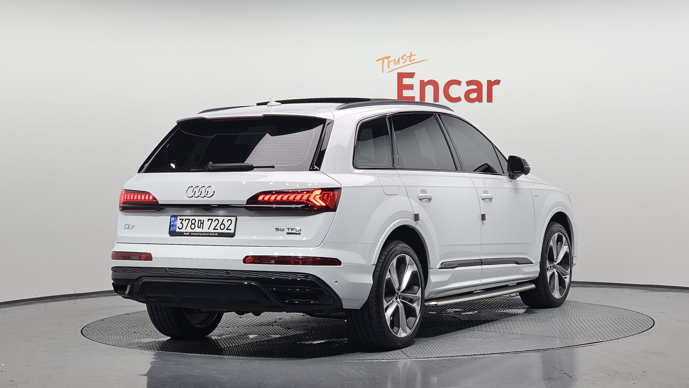 AUDI Q7 4M 2023