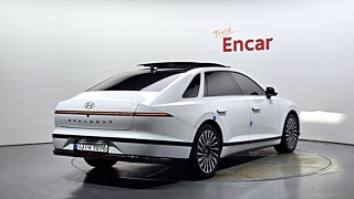 HYUNDAI GRANDEUR HYBRID GN7 2023